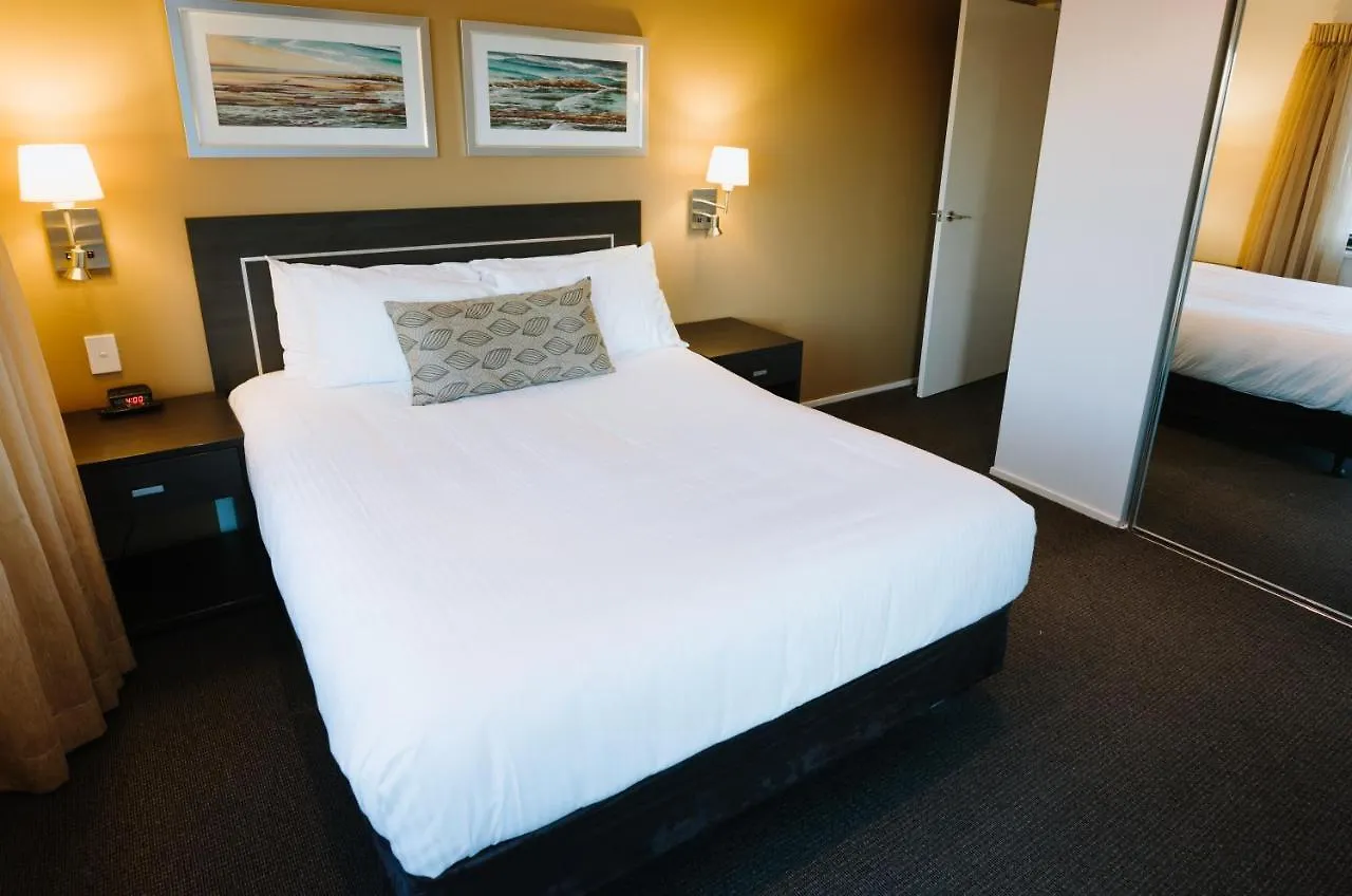 Ramada Hotel & Suites By Wyndham Ballina Byron 4*,